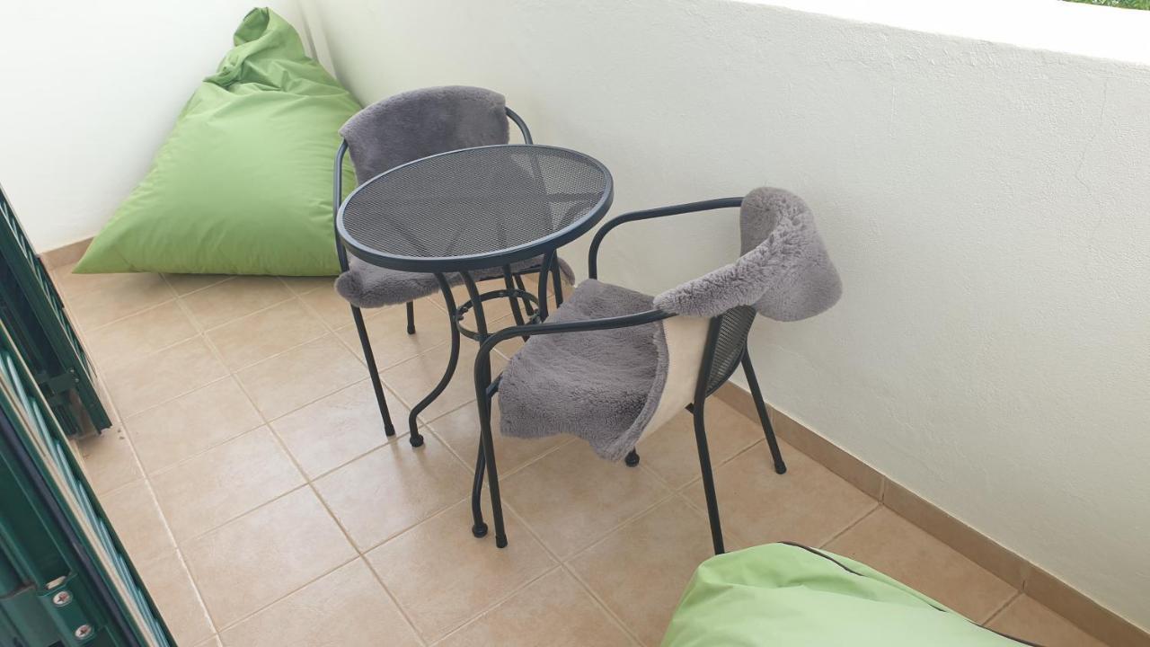 Casa Cereja 'Adults Only' Bed & Breakfast Albufeira Dış mekan fotoğraf