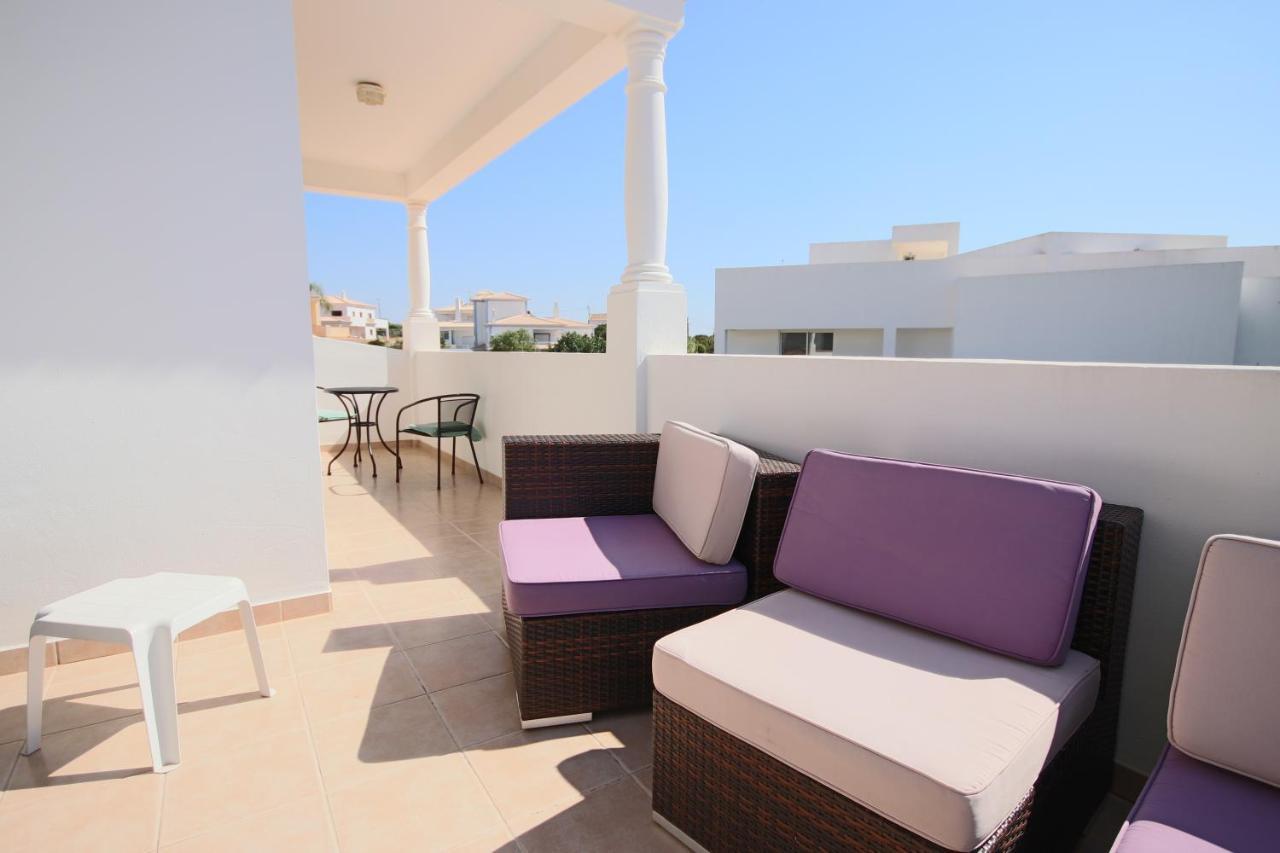Casa Cereja 'Adults Only' Bed & Breakfast Albufeira Dış mekan fotoğraf